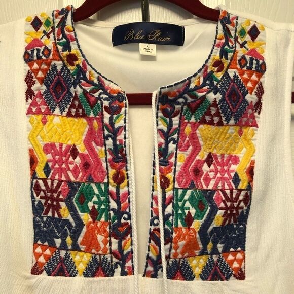 Blue Rain Embroidered Split Neck Tank Top - Picture 3 of 5